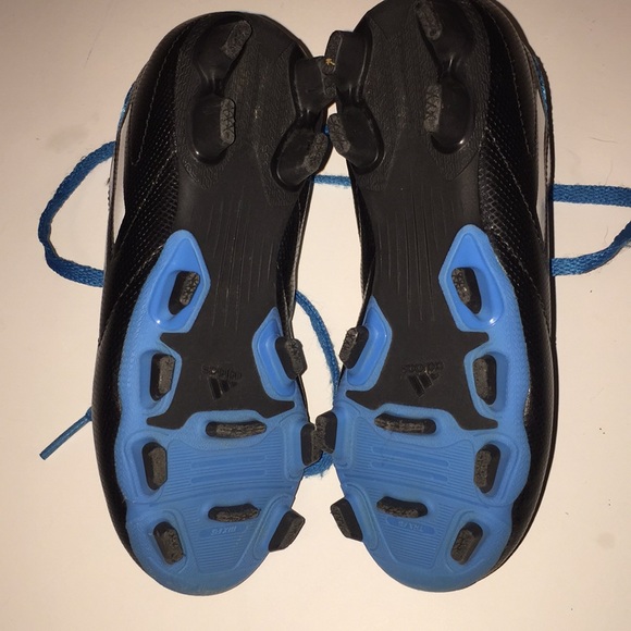 Adidas soccer cleats sz11 - Picture 4 of 6